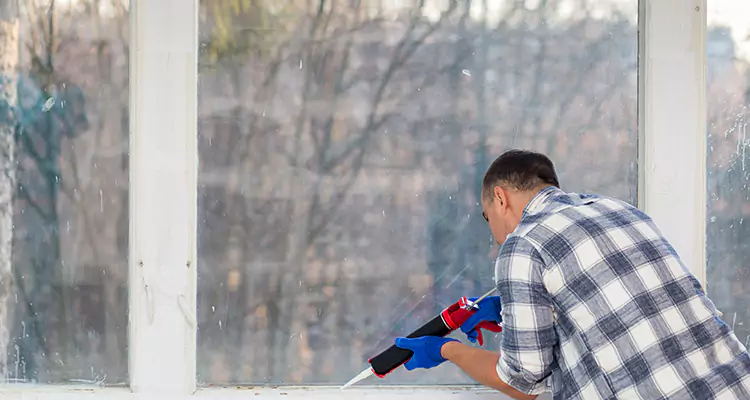 Quality Sliding Shower Door Repair for Closing Issues in Tallahassee, FL