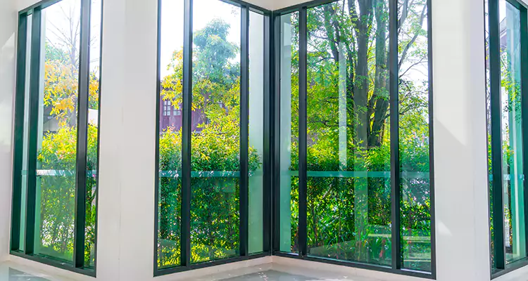 Emergency Balcony Door Glass Repair in Tallahassee, FL